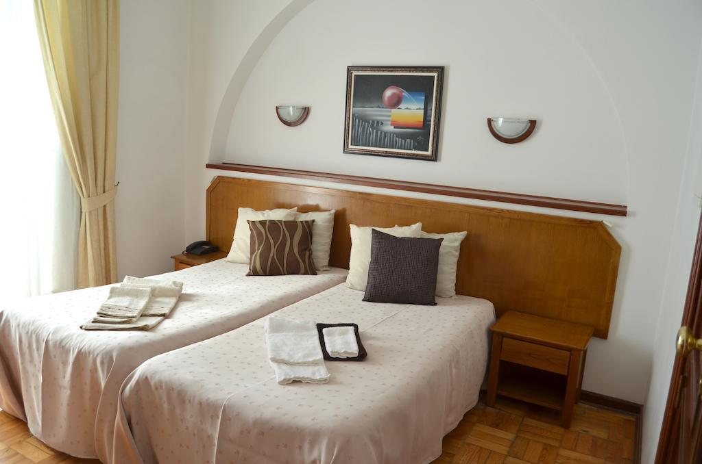 Residencia Filipe Hotel Гуарда Стая снимка